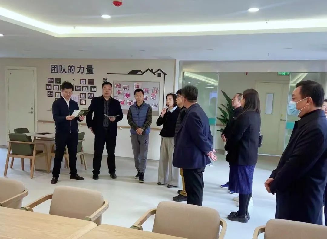 人大常委會(huì)副主席蒞臨觀音山街道養(yǎng)老中心考察調(diào)研