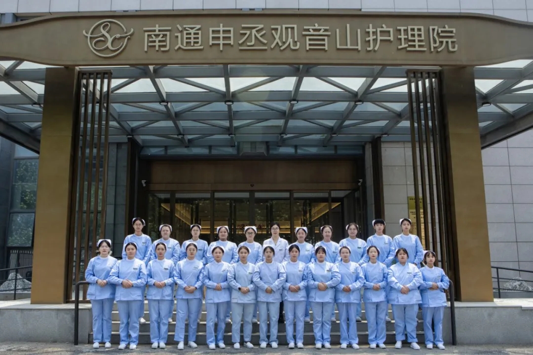 母親節(jié)邂逅護(hù)士節(jié)，感受愛的二次方